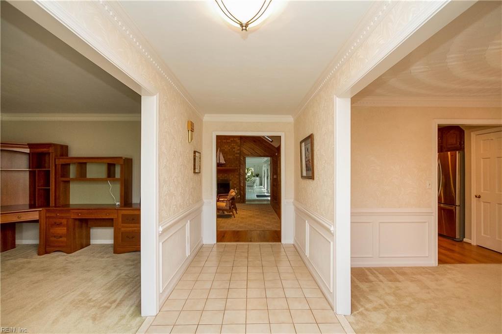 7112 Foxs Lair Court