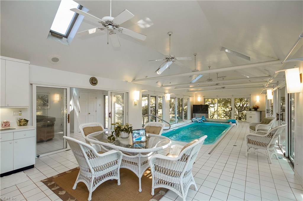 7112 Foxs Lair Court