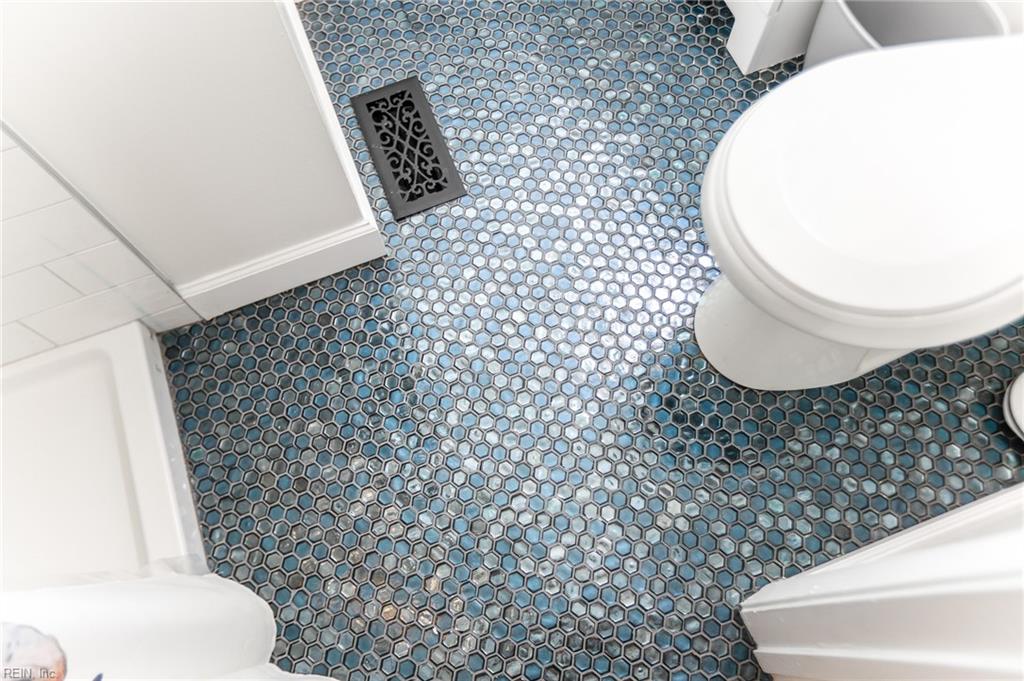 1228 W Ocean View AVE K