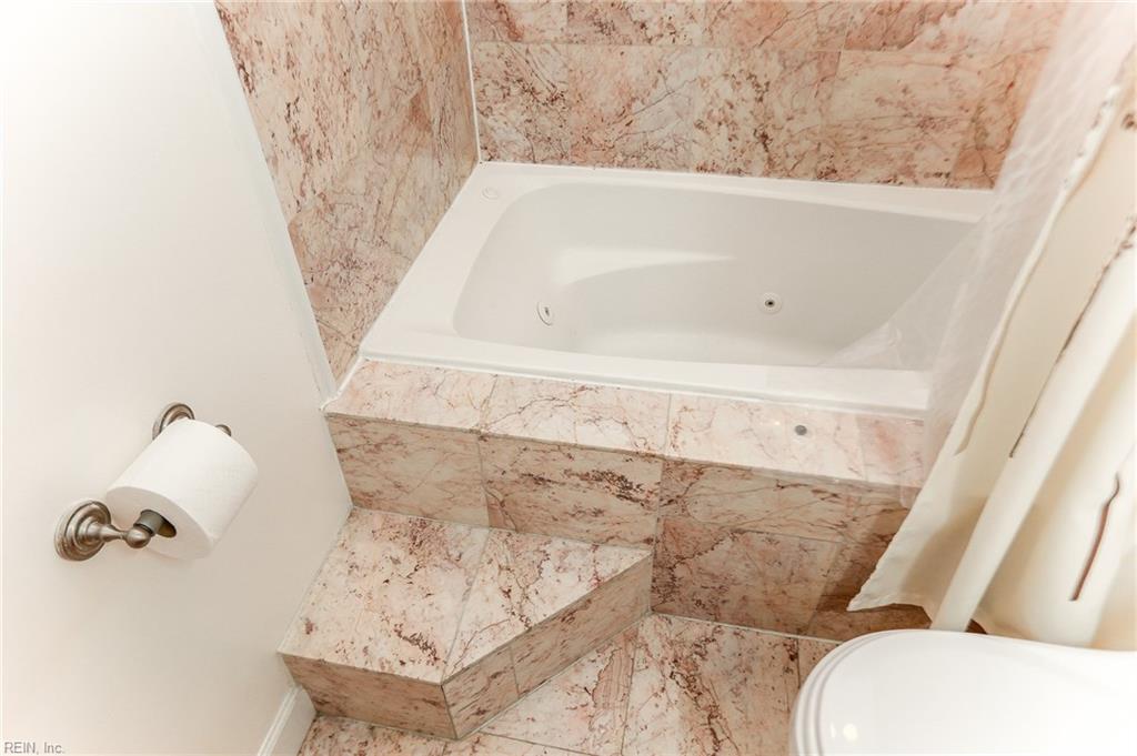 1228 W Ocean View AVE K