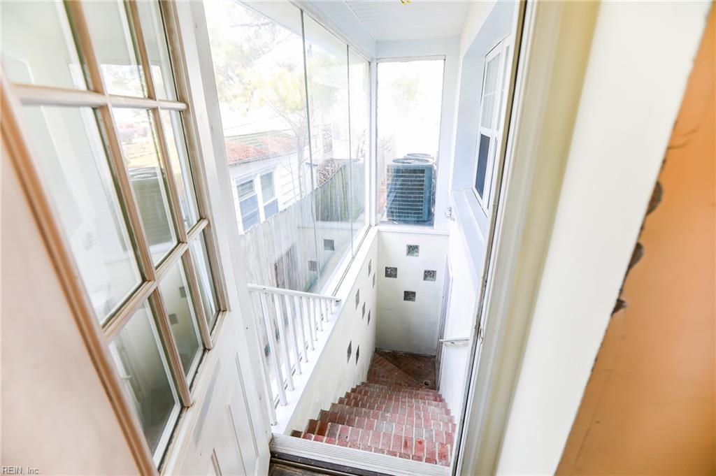 1228 W Ocean View AVE K