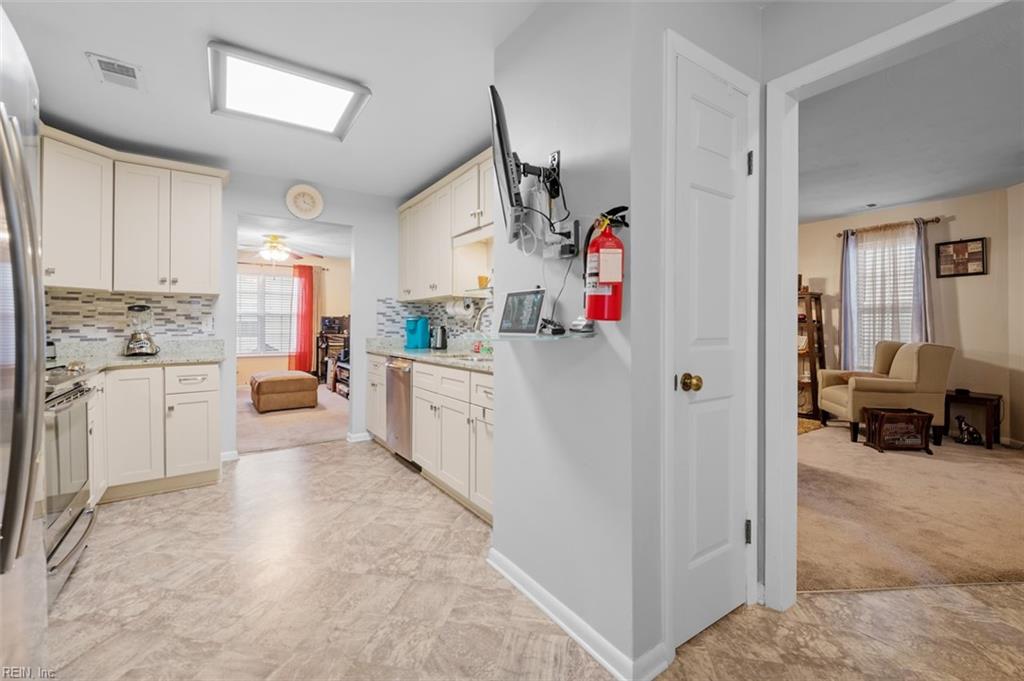 5140 Cypress Point CIR 103