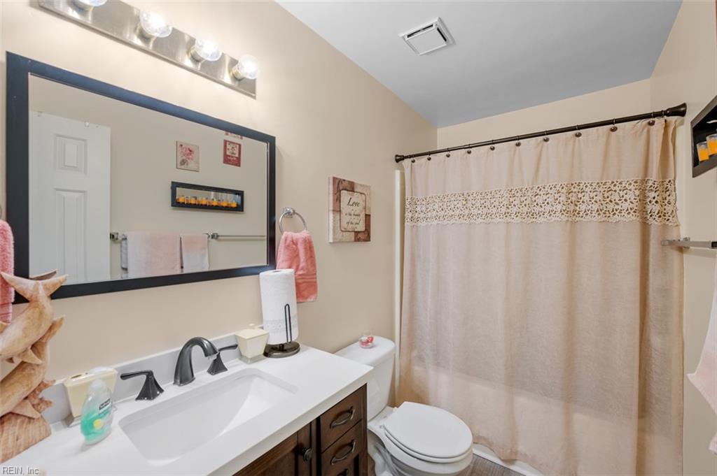 5140 Cypress Point CIR 103