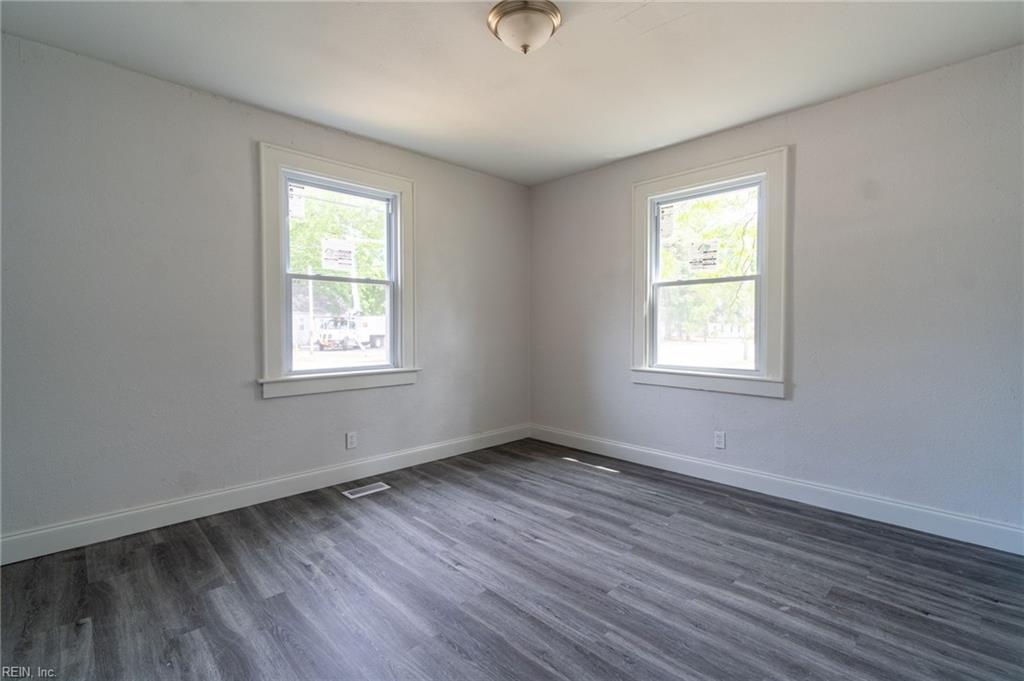 2705 Sewells Point RD