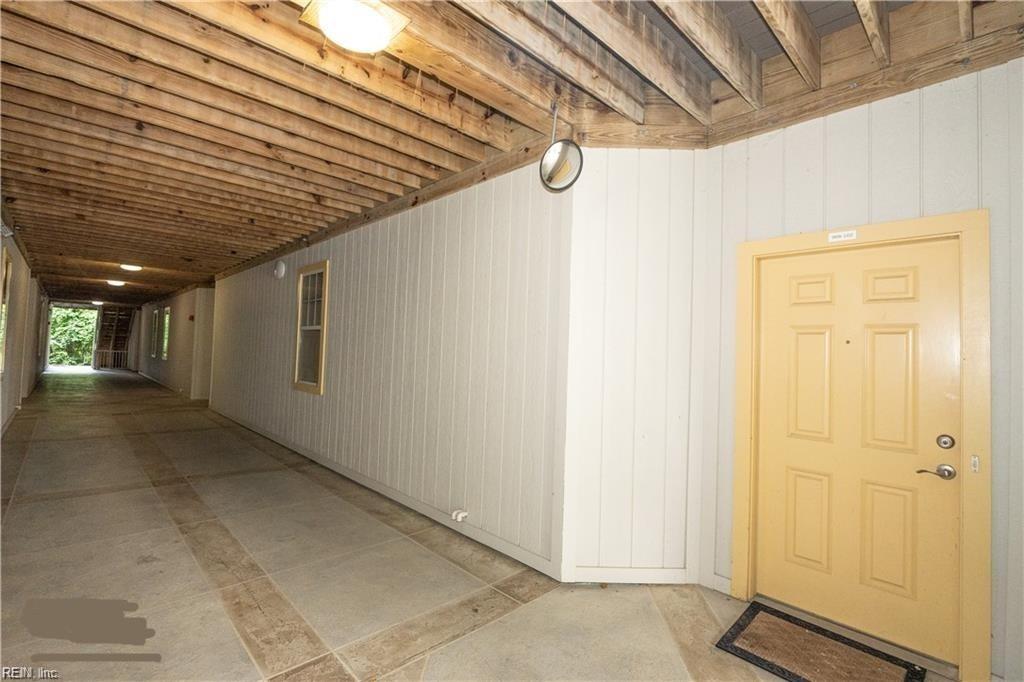 908 Southmoor DR 102