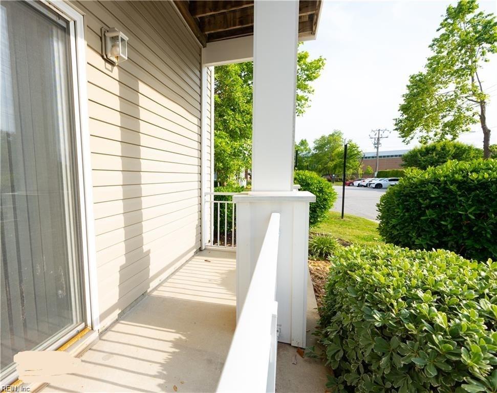 908 Southmoor DR 102