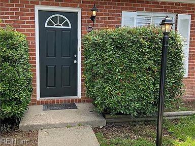 389 Susan Constant DR