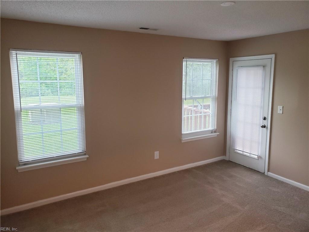 1449 Willow Pointe CT