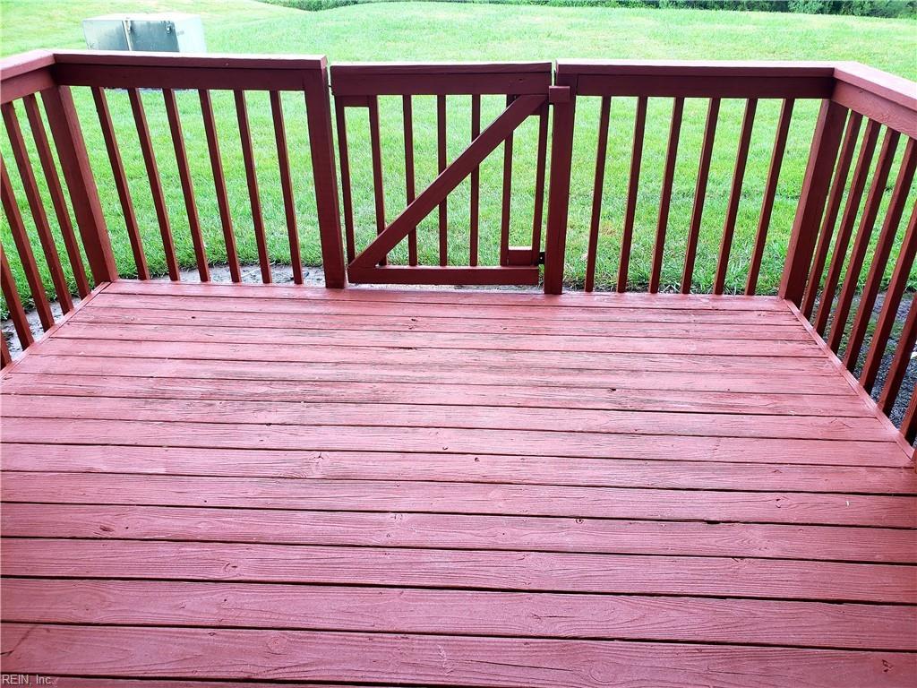 1449 Willow Pointe CT