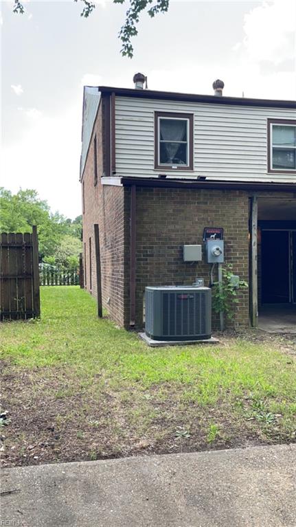 5936 Hastings Arch ARCH