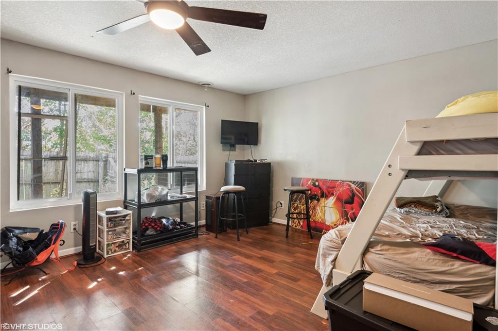 3858 Chimney Creek DR