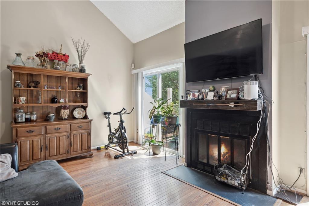 3858 Chimney Creek DR