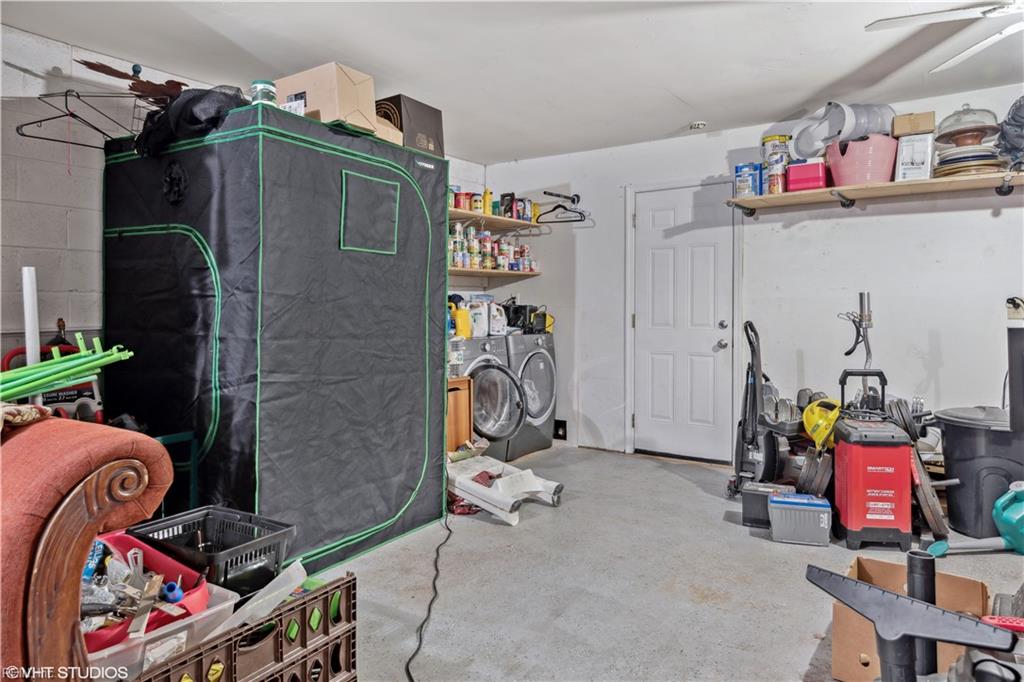 3858 Chimney Creek DR