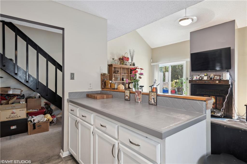 3858 Chimney Creek DR