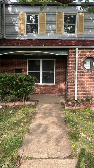 5814 W Hastings ARCH