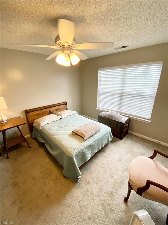 4137 Laurel Green CIR