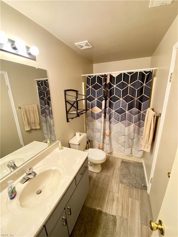 4137 Laurel Green CIR