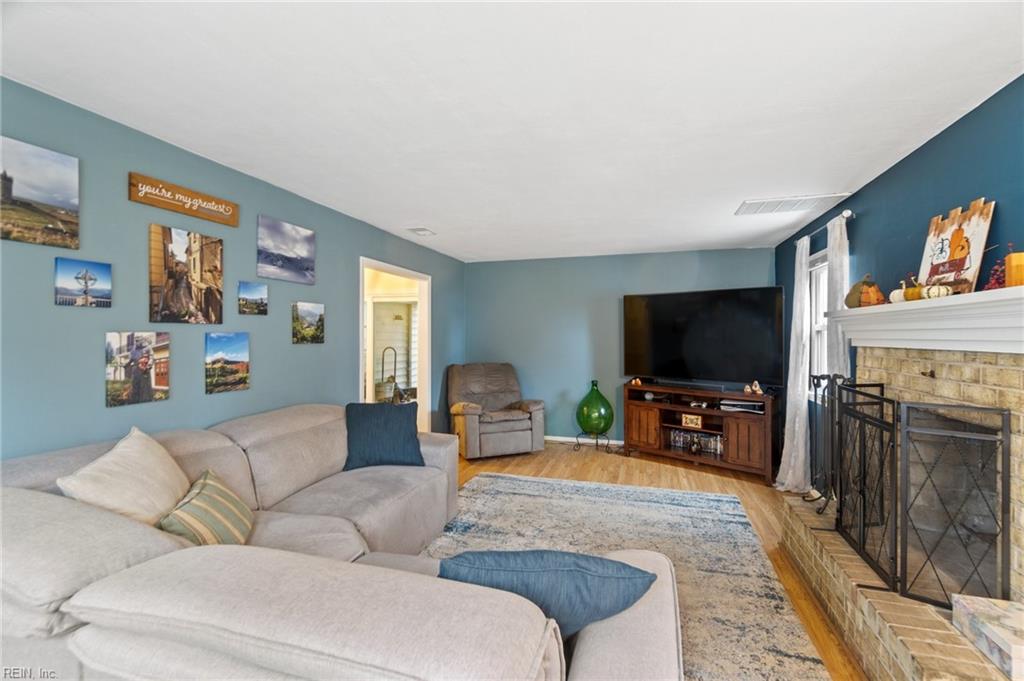 3800 Windsor Gate RD