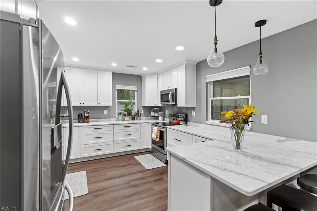 3800 Windsor Gate RD