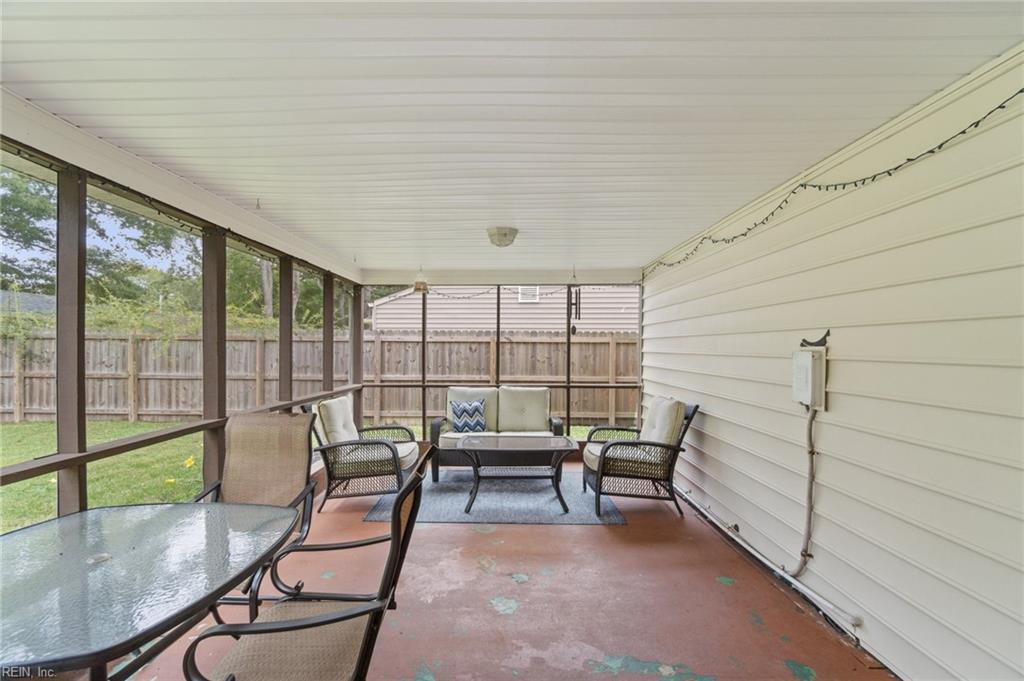 3800 Windsor Gate RD