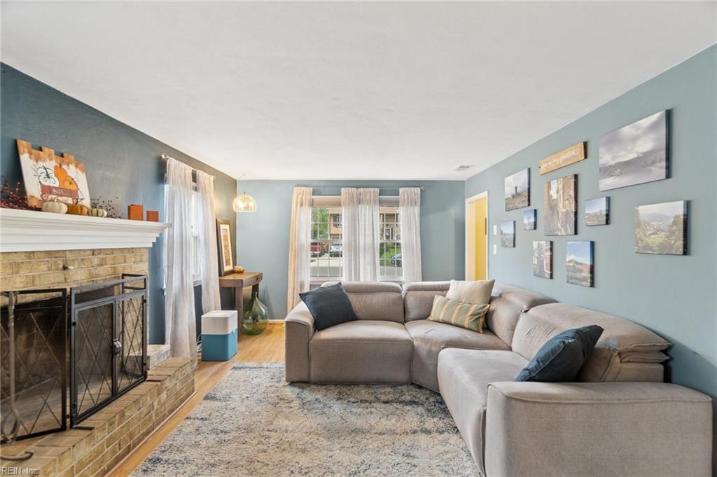 3800 Windsor Gate RD