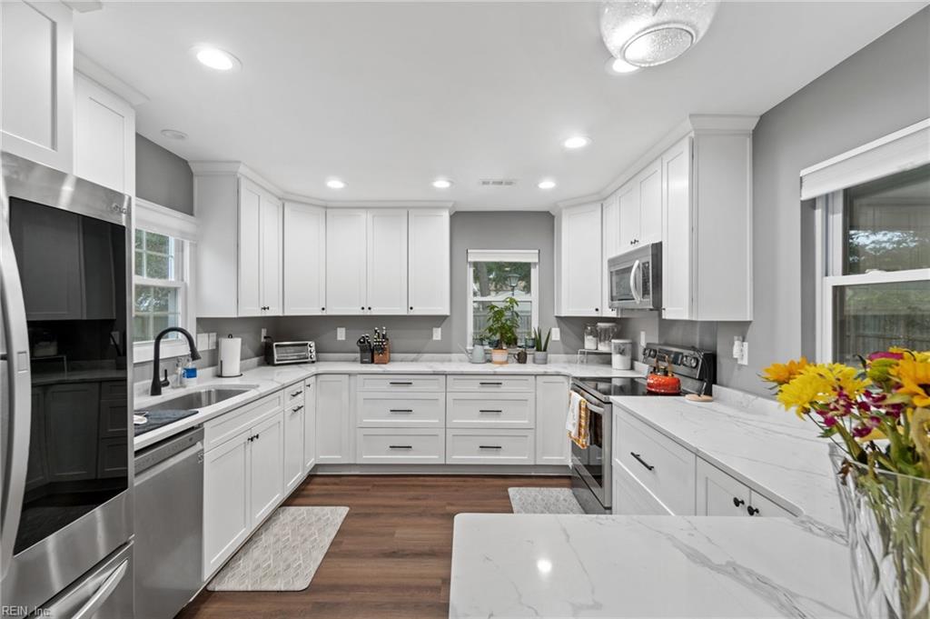 3800 Windsor Gate RD