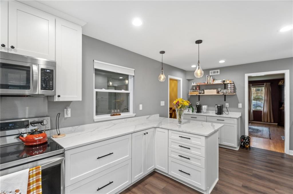 3800 Windsor Gate RD