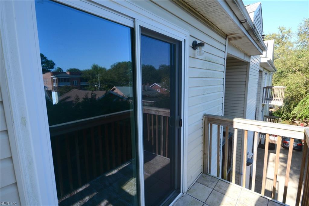 1040 Spotswood AVE 206