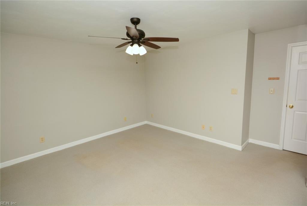 1040 Spotswood AVE 206