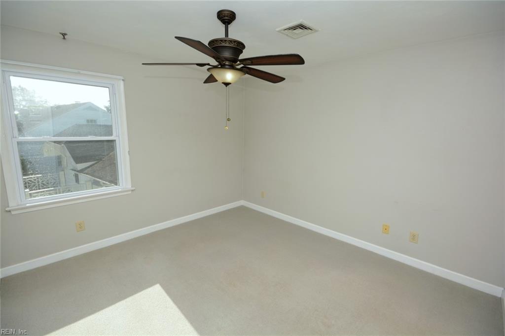 1040 Spotswood AVE 206