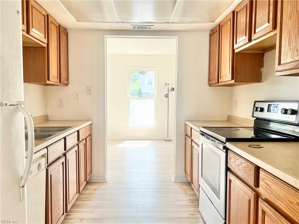 3836 Chancery Lane LN