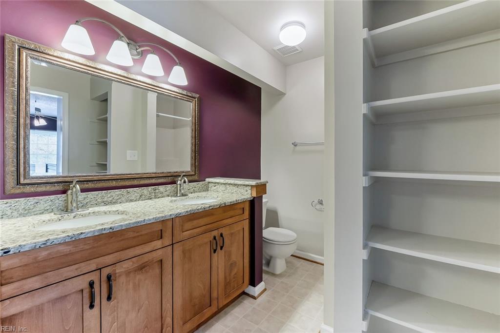 704 Shenandoah River DR D