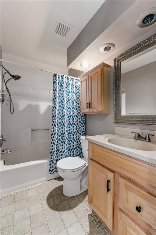 704 Shenandoah River DR D