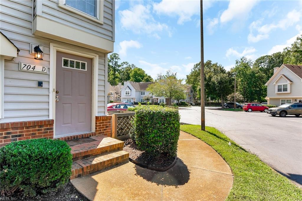 704 Shenandoah River DR D