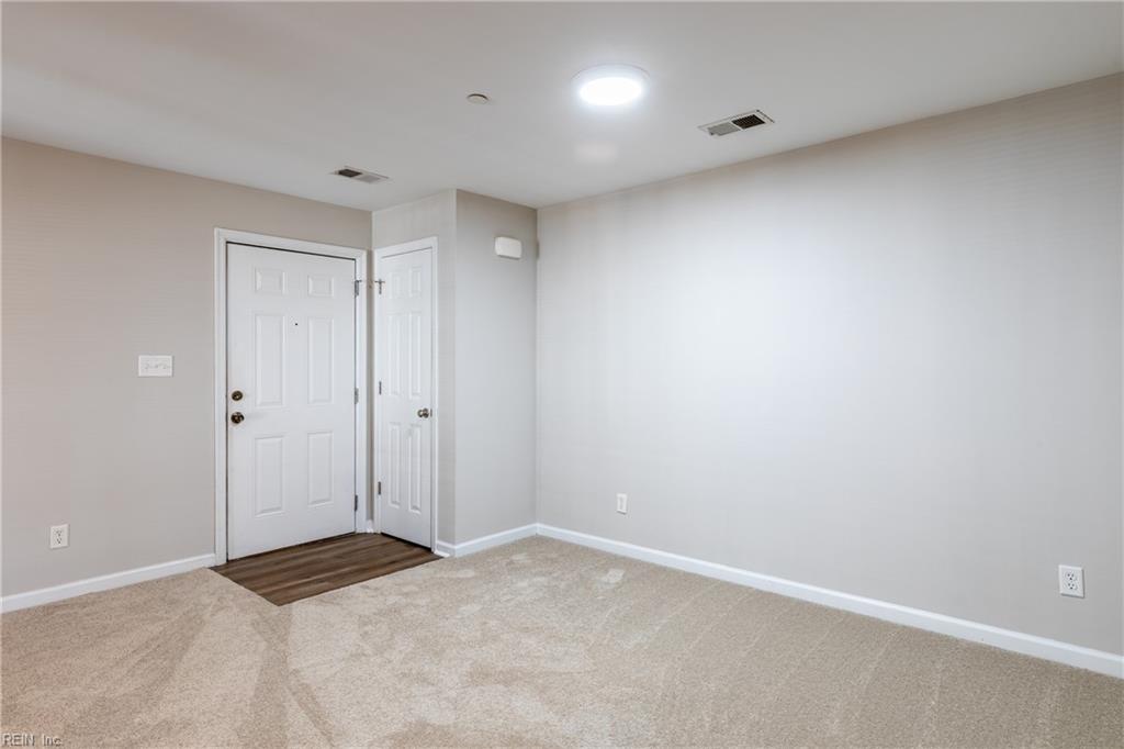 431 Old Colonial WAY 203