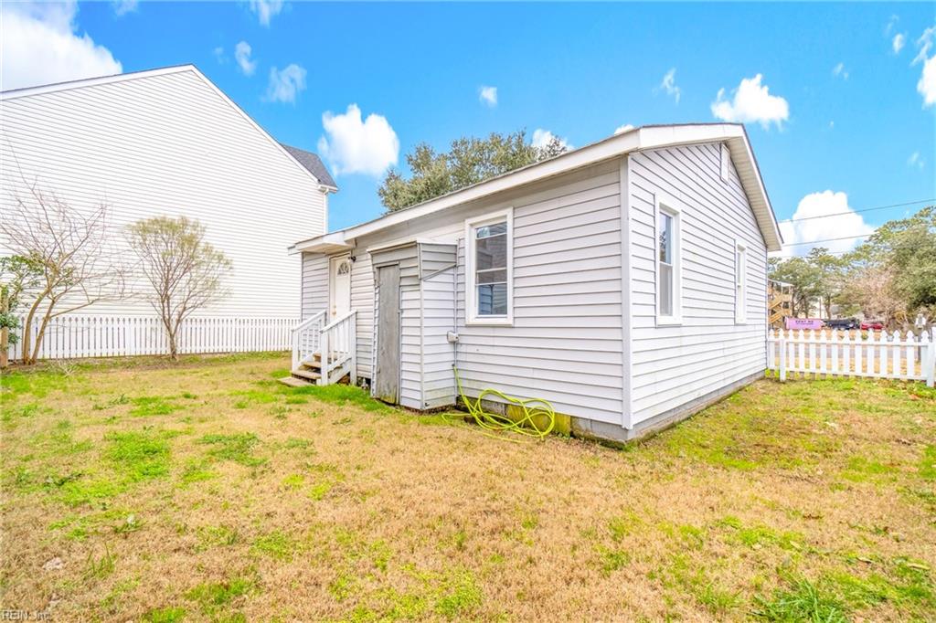 9564 18th Bay Street