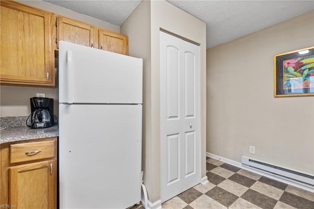 9564 18th Bay Street