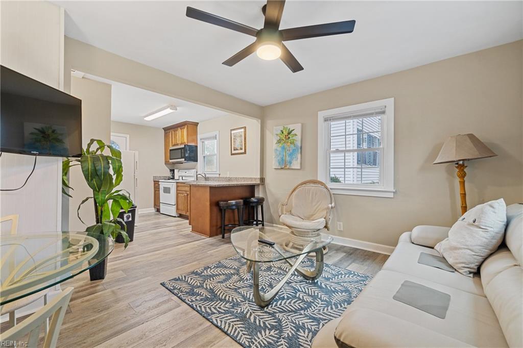 9564 18th Bay Street