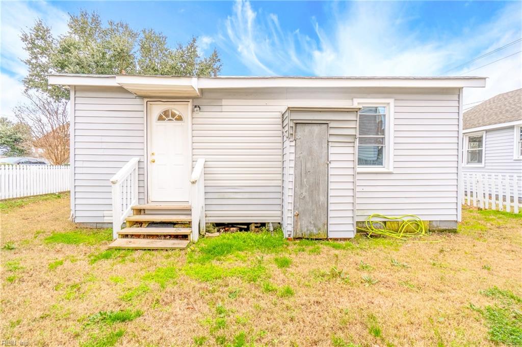 9564 18th Bay Street