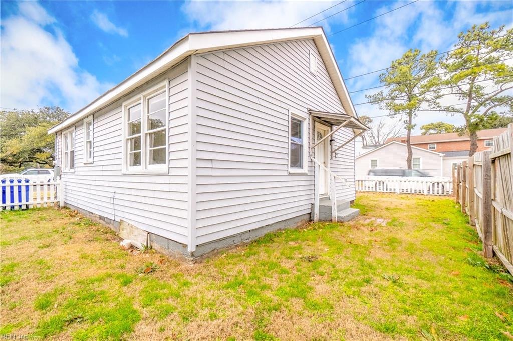 9564 18th Bay Street