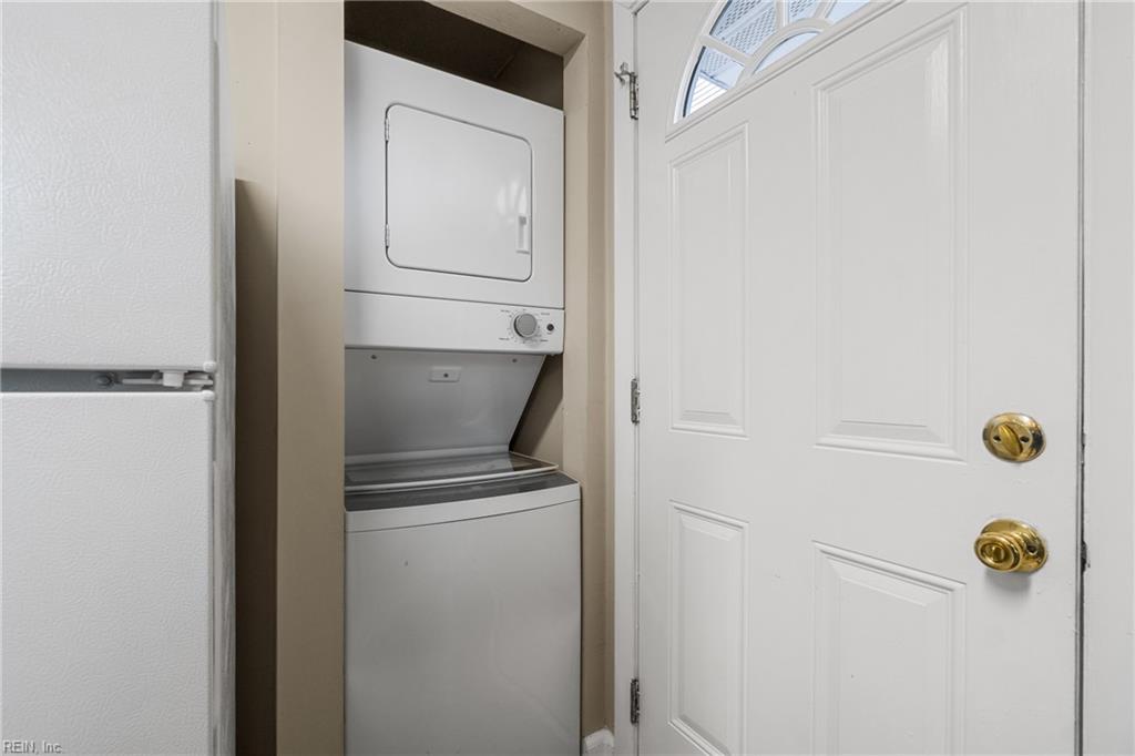 9564 18th Bay Street