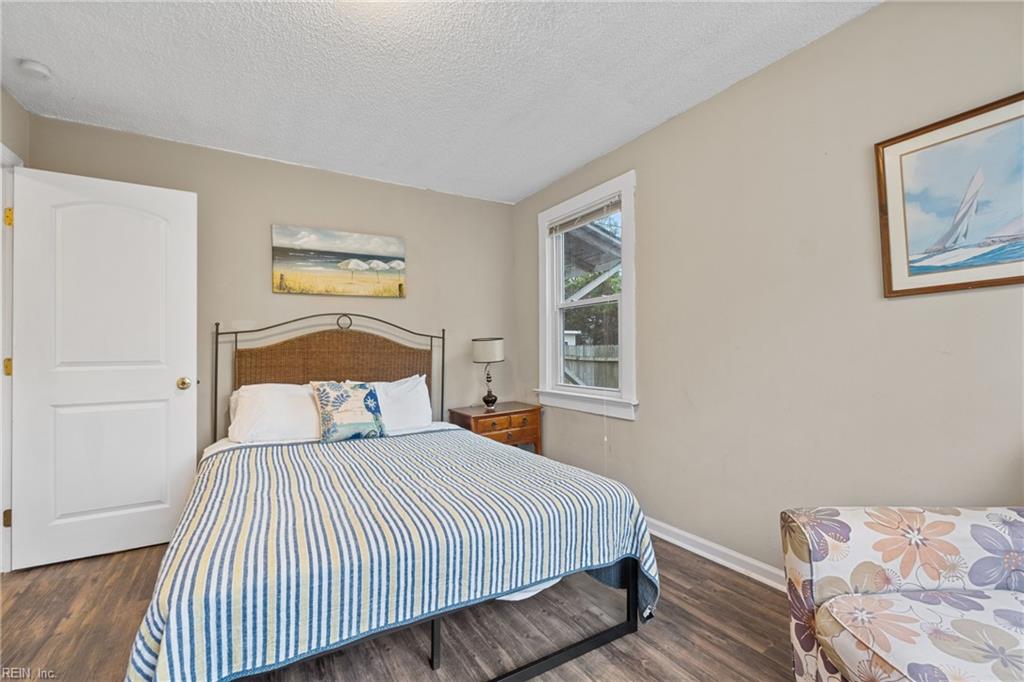 9564 18th Bay Street