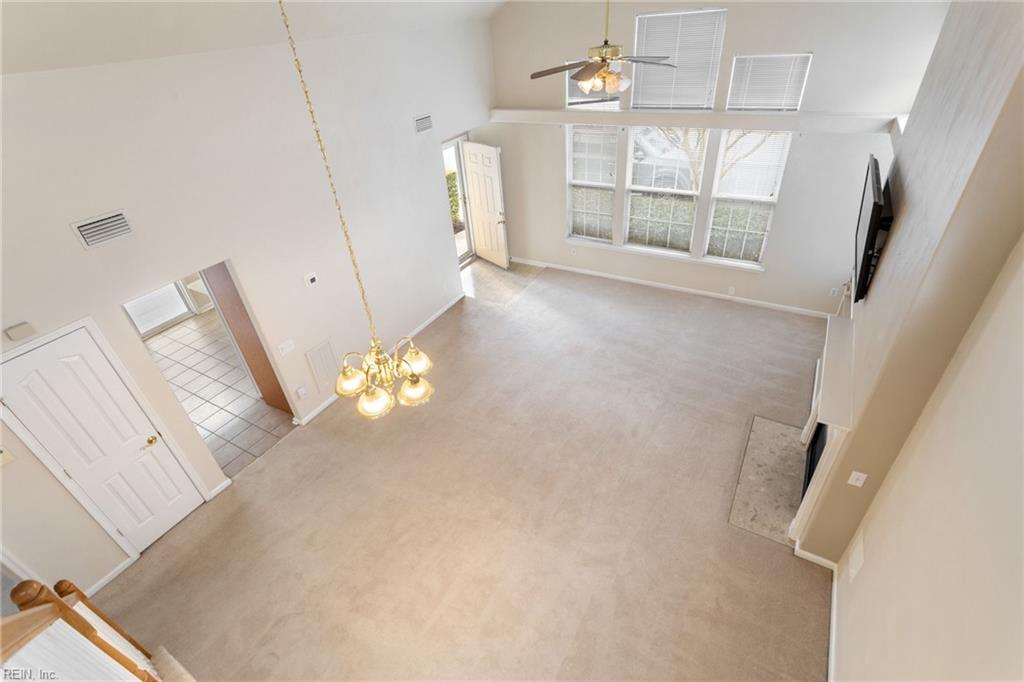 1237 Duchess Of York QUAY