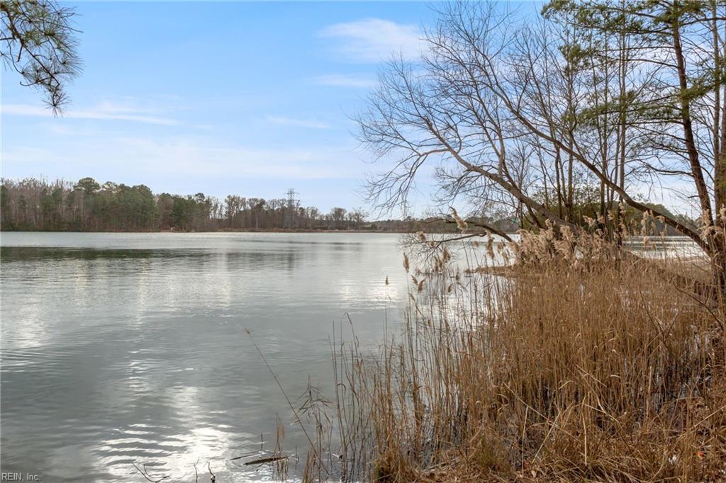 1237 Duchess Of York QUAY