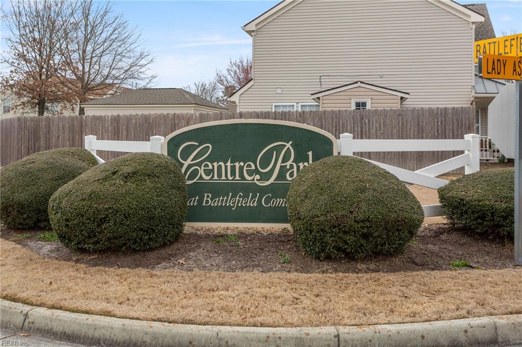 1237 Duchess Of York QUAY