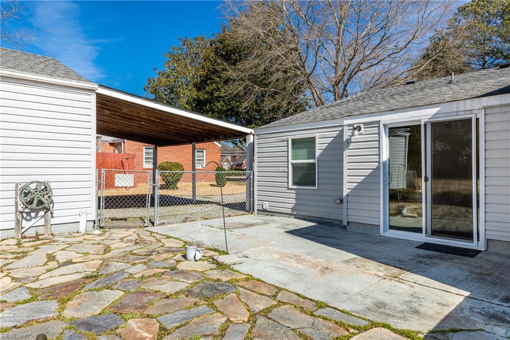 1732 Dock Landing RD