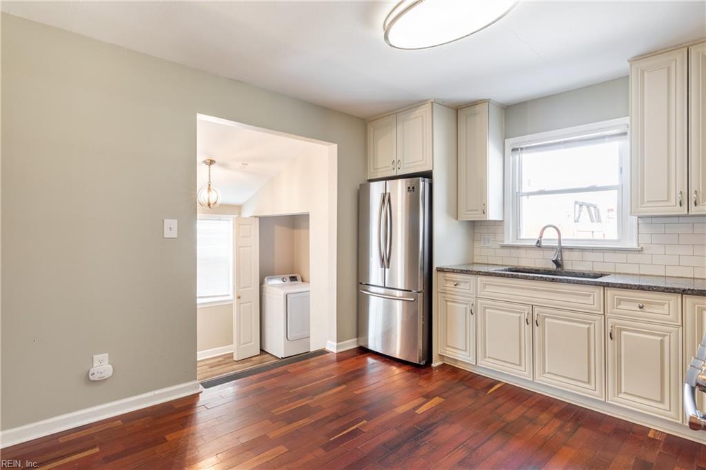 1732 Dock Landing RD