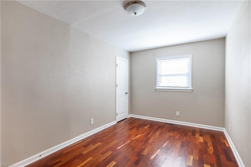 1732 Dock Landing RD