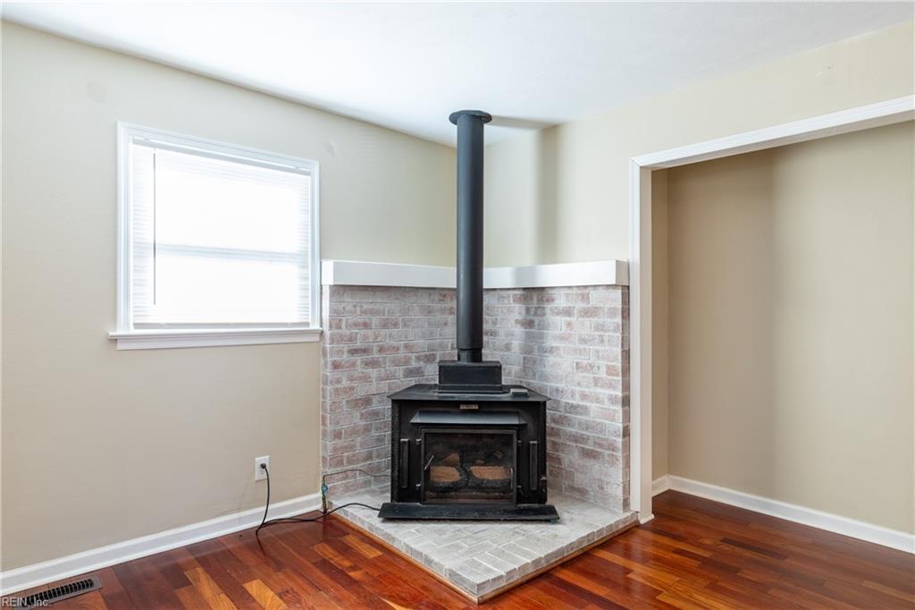 1732 Dock Landing RD