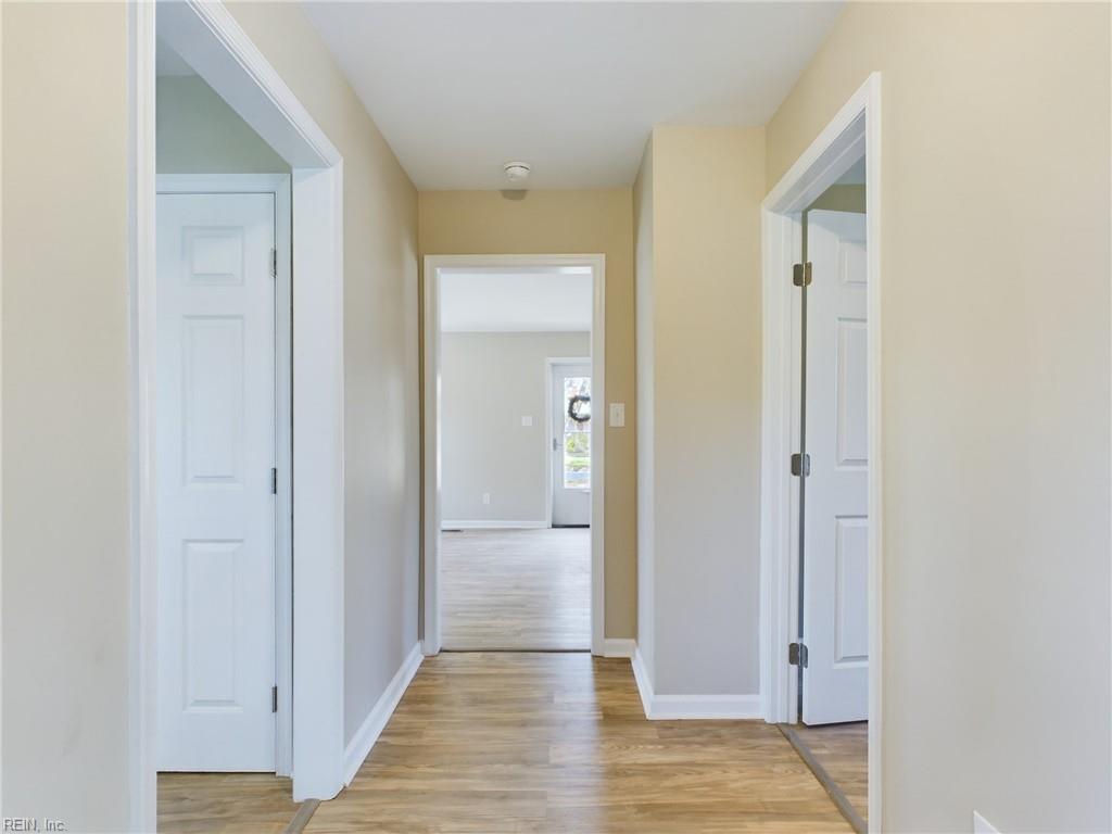 6864 Fields Landing RD